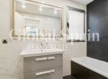 Wiederverkauf - VILLA -
ALICANTE - CAMPOAMOR