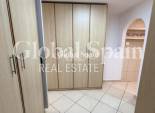 Odsprzedaż - WILLA  -
TORREVIEJA - 