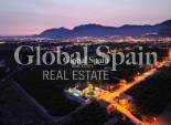 Revente - MAISON -
ORIHUELA - Inland