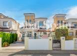 Resale - VILLA -
GUARDAMAR DEL SEGURA