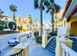 Odsprzedaż - Apartament -
TORREVIEJA - Torrevieja