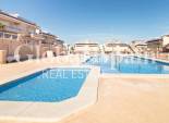 Odsprzedaż - Dom -
TORREVIEJA - Punta prima