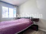 Wiederverkauf - WOHNUNG -
ORIHUELA COSTA - La Regia