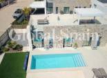 Venta - VILLA -
ALGORFA - La Finca Golf Resort