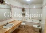 Revente - APPARTEMENT -
TORREVIEJA - Center