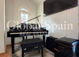Resale - HOUSE -
ORIHUELA COSTA - VILLAMARTÍN