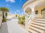 Revente - VILLA -
CIUDAD QUESADA