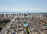 Wederverkoop - HUIS -
ORIHUELA COSTA - Playa Flamenca