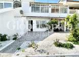 Wiederverkauf - WOHNUNG -
VILLAMARTÍN - Costa Blanca