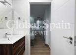 Wederverkoop - APPARTEMENT -
TORREVIEJA - Estacion de autobuses