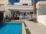Resale - VILLA -
ORIHUELA COSTA - Lomas de Cabo Roig