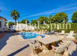 Resale - VILLA -
ORIHUELA COSTA - Costa Blanca