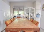 Wederverkoop - Commercieel (onroerend goed) -
DOLORES - Dolores - Country