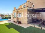 Wiederverkauf - VILLA -
TORREVIEJA - Costa Blanca