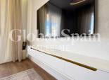 Revente - APPARTEMENT -
TORREVIEJA - Punta Prima