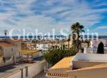 Resale - VILLA -
TORREVIEJA - La Siesta - El Salado - Torreta
