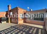 Resale - HOUSE -
CREVILLENTE - Inland