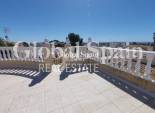 Revente - VILLA -
VILLAMARTÍN - Costa Blanca