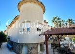 Resale - Villa -
ORIHUELA - Benferri