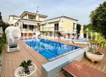 Resale - VILLA -
TORREVIEJA - Costa Blanca