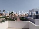 Resale - Villa Penthouse -
TORREVIEJA - Aguas Nuevas