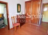 Wederverkoop - APPARTEMENT -
TORREVIEJA - Torrevieja