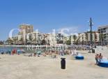 Revente - APPARTEMENT -
TORREVIEJA - Paseo maritimo