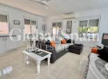 Wiederverkauf - VILLA -
DOLORES - Comunidad Valenciana