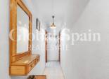 Wiederverkauf - WOHNUNG -
GUARDAMAR DEL SEGURA - Centro