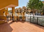 Wederverkoop - APPARTEMENT -
DAYA NUEVA - Costa Blanca Sur