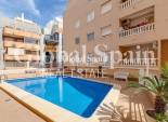 Wederverkoop - Appartement -
TORREVIEJA - Playa del cura