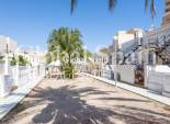 Wiederverkauf - WOHNUNG -
TORREVIEJA - Torre del moro