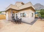 Venta - Chalet independiente -
POLOP - Polop