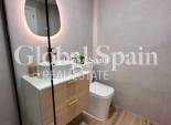 Revente - APPARTEMENT -
TORREVIEJA - Habaneras