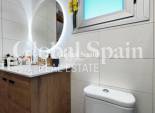 Revente - APPARTEMENT -
TORREVIEJA - Playa del Cura