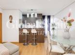 Revente - APPARTEMENT -
TORREVIEJA - Center