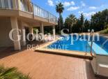 Revente - VILLA -
CIUDAD QUESADA