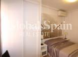 Wederverkoop - APPARTEMENT -
TORREVIEJA - Center