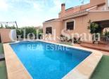 Revente - VILLA -
TORREVIEJA - Aguas Nuevas