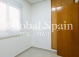 Revente - APPARTEMENT -
TORREVIEJA - Las calas