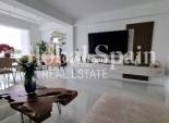 Resale - APARTMENT -
TORREVIEJA - Center