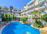 Revente - APPARTEMENT -
ORIHUELA COSTA - Costa Blanca