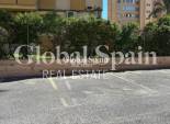 Wiederverkauf - WOHNUNG -
BENIDORM - Levante