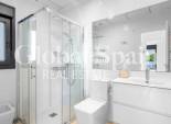 Revente - VILLA -
ORIHUELA COSTA - VILLAMARTÍN
