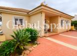 Resale - VILLA -
ALGORFA - Inland