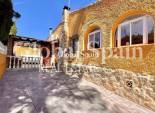 Wiederverkauf - VILLA -
TORREVIEJA - LOS BALCONES - LOS ALTOS