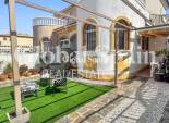 Resale - HOUSE -
TORREVIEJA - Costa Blanca