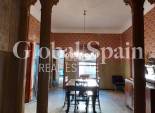 Revente - MAISON -
ORIHUELA - Desamparados
