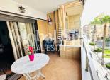Revente - APPARTEMENT -
TORREVIEJA - Center