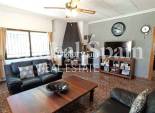 Revente - VILLA -
CREVILLENTE - Inland